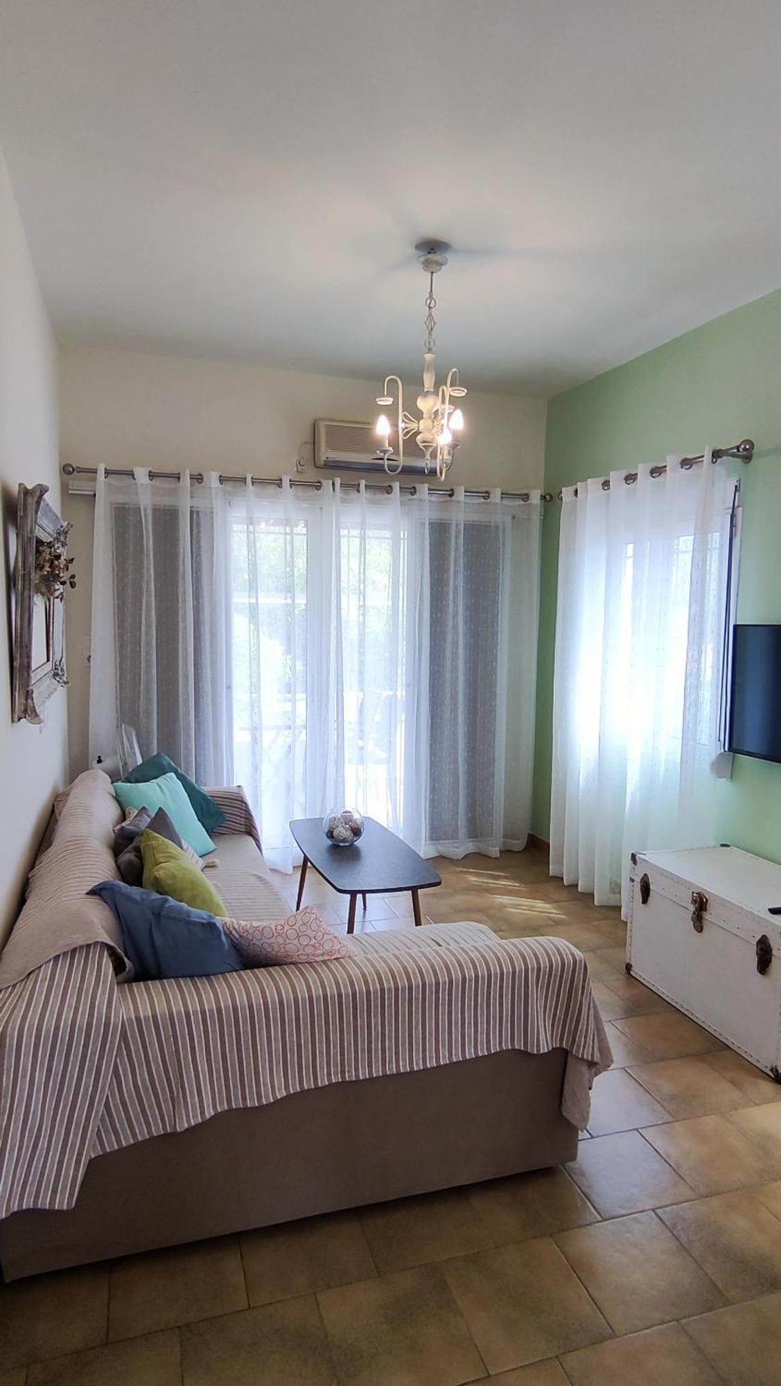 Leodi Place Kipséli Extérieur photo